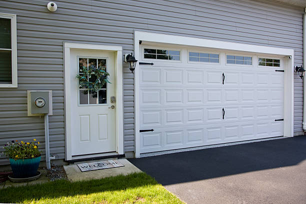 24/7 Emergency Garage Door Panel Replacement experts in Allen County County, KY